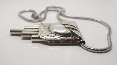 ART DECO MODERNIST CHROME STATEMENT NECKLACE - ADDITIONAL PHOTO 6