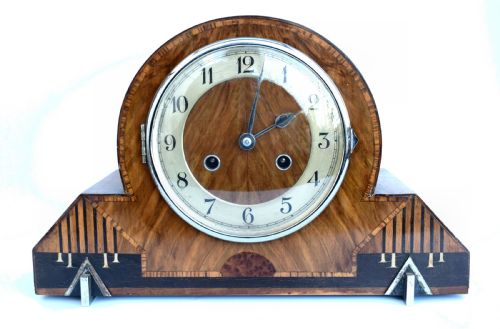 Art Deco Eight Day Striking Mantle Clock, C1930