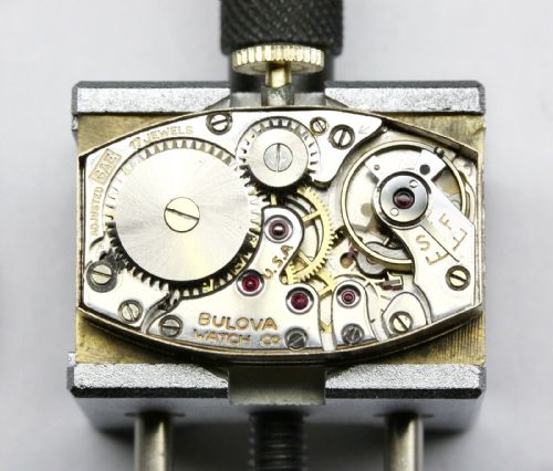 ART DECO GENTS 10K GF WRISTWATCH BY BULOVA C1937 - ADDITIONAL PHOTO 5