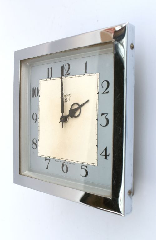 ART DECO CHROME DESK CLOCK NEWPORT C1930 - ADDITIONAL PHOTO 3