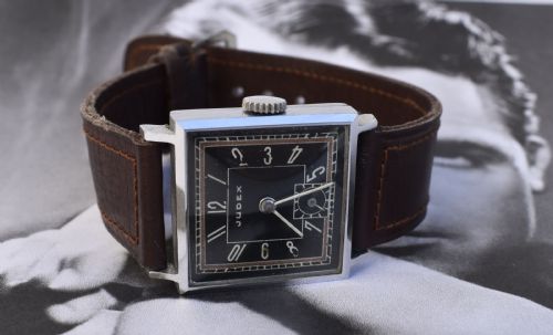 fig 1. Art Deco Gents Manual Wristwatch by French Watchmakers Judex, c1930