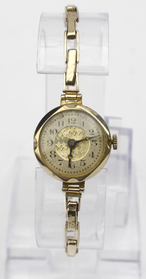 Art Deco Rolled Gold Harlequin Dial 15 Jewels Ladies Watch