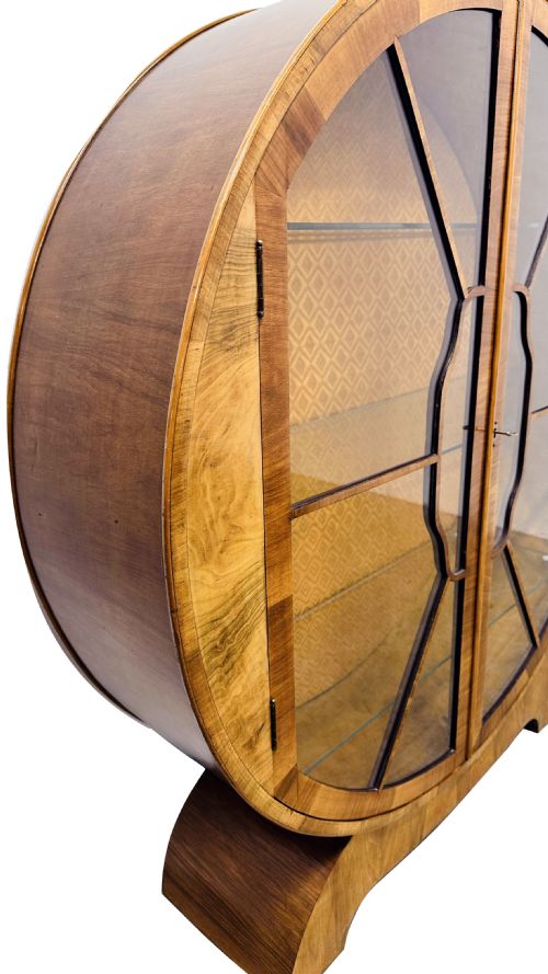 ART DECO WALNUT CIRCULAR DISPLAY CABINET C1930 - ADDITIONAL PHOTO 5