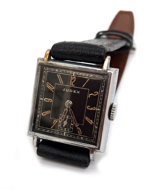 fig 2. Art Deco Gents Manual Wrist Watch By Judex, c1940