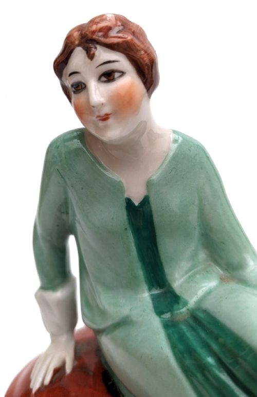 ART DECO FLAPPER GIRL POWDER BOX C1930'S - ADDITIONAL PHOTO 9