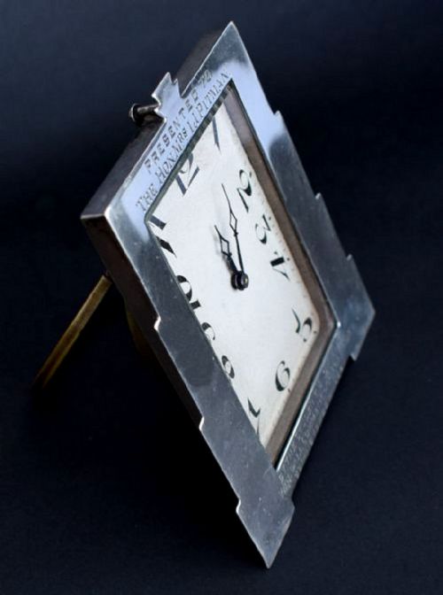 ART DECO ART DECO SKYSCRAPER SOLID SILVER CASED EASEL DESK CLOCK C1932 - ADDITIONAL PHOTO 5
