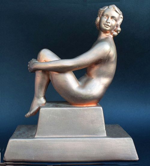 ORIGINAL ART DECO FEMALE NUDE SITTING FIGURE C1930