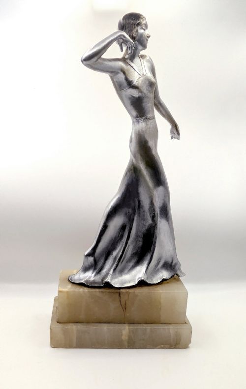 ART DECO SPELTER FIGURINE BY JOSEF LORENZL C1930 - ADDITIONAL PHOTO 5