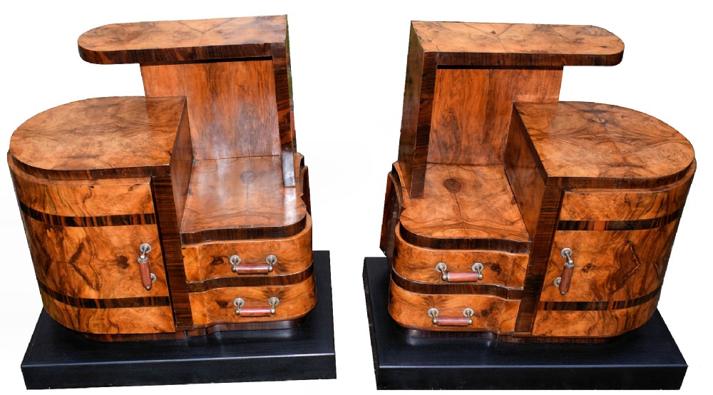 Art Deco Italian Pair of Matching Bedside Table Cabinets in Walnut
