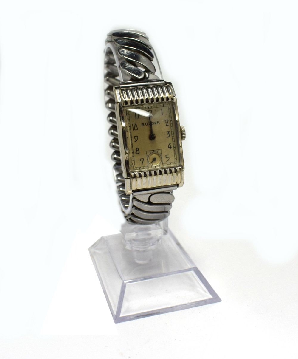 Art Deco 1930's 21 Jewels Men's Wrist Watch By Bulova USA View V
