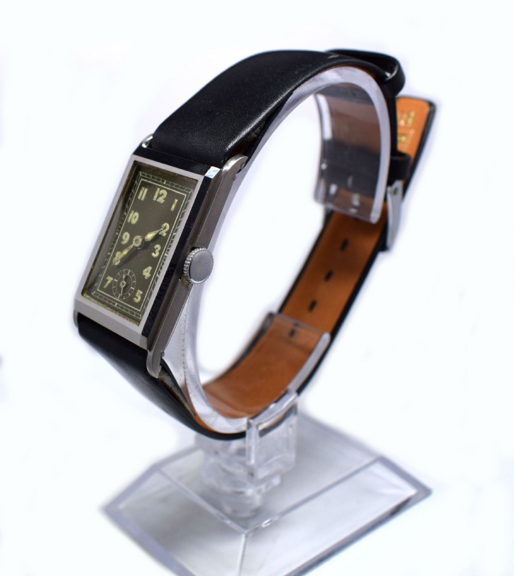 1930's Art Deco Gents Wrist Watch View X