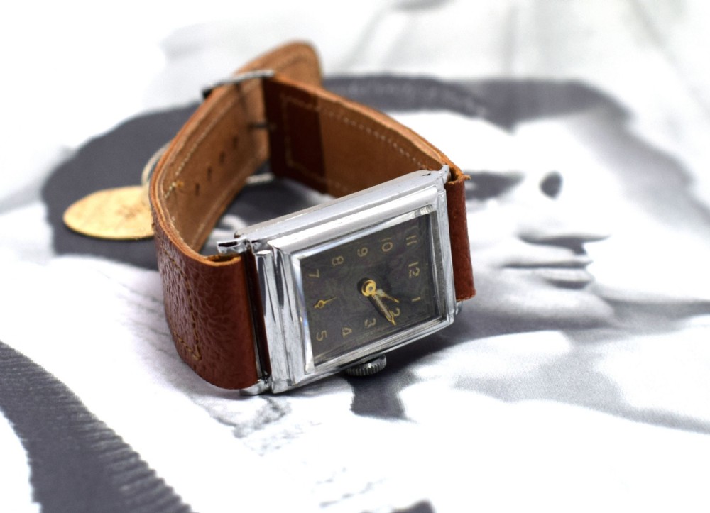 Art Deco Tank Style Gents Wrist Watch View VIII