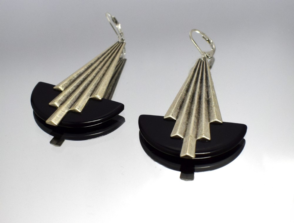 Wonderful Art Deco Fan Shaped Earrings View VI