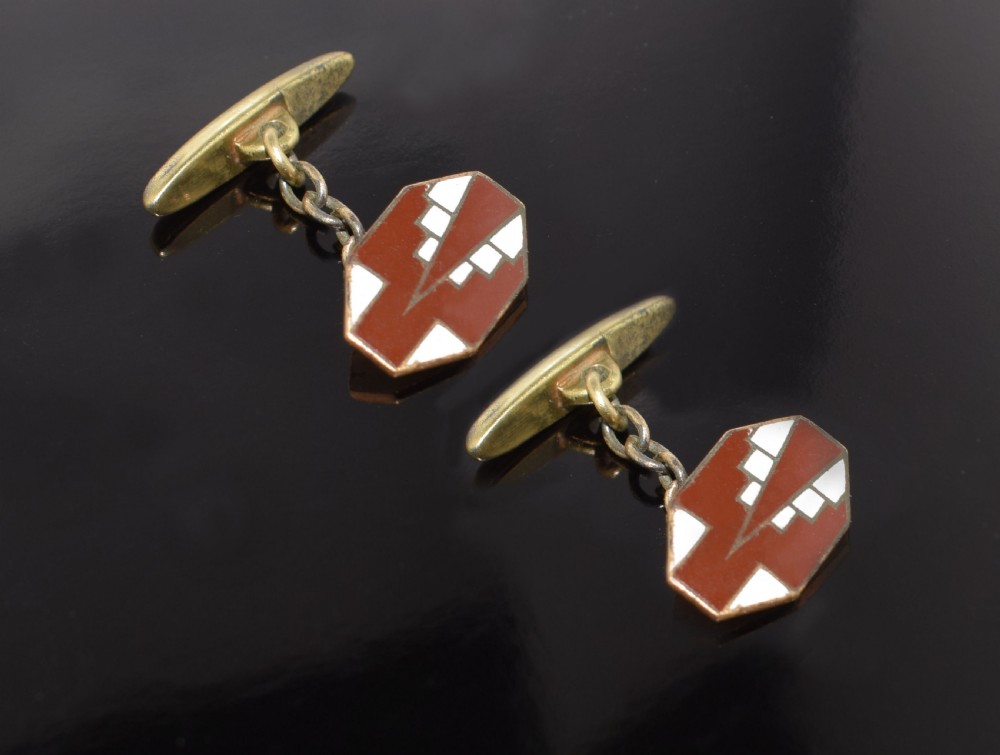 1930s Art Deco Gents's Skyscraper Enamel Cufflinks View III