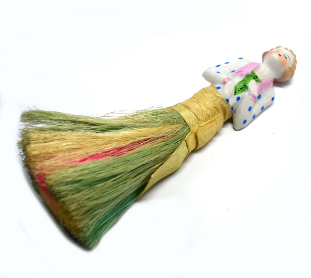 Art Deco 1930's Flapper Half Doll Crumb Brush View IV