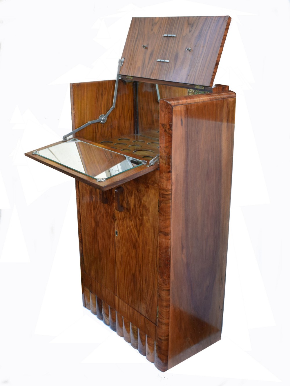 1930's Art Deco Fitted Walnut Cocktail Cabinet View V