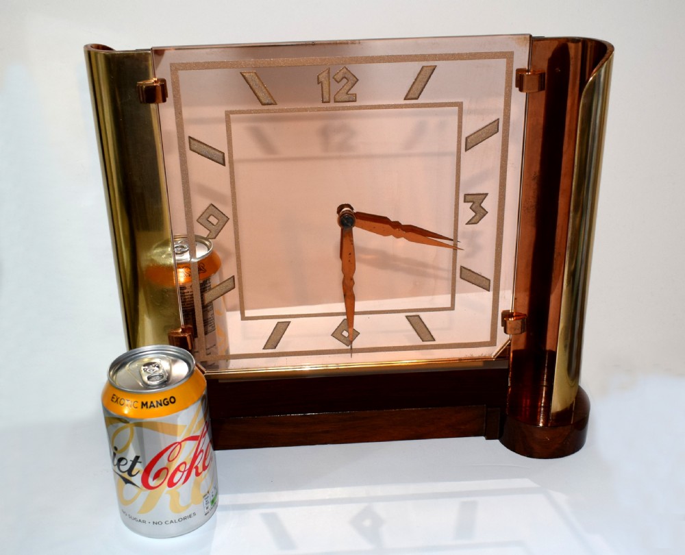 Very large Art Deco Streamline Modernist 8 Day Mantle Clock, circa 1930 View VIII