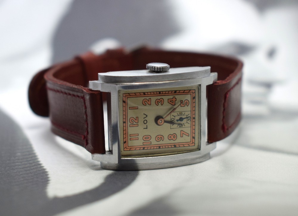 Superb Art Deco Gents Wrist Watch By Lov View VII