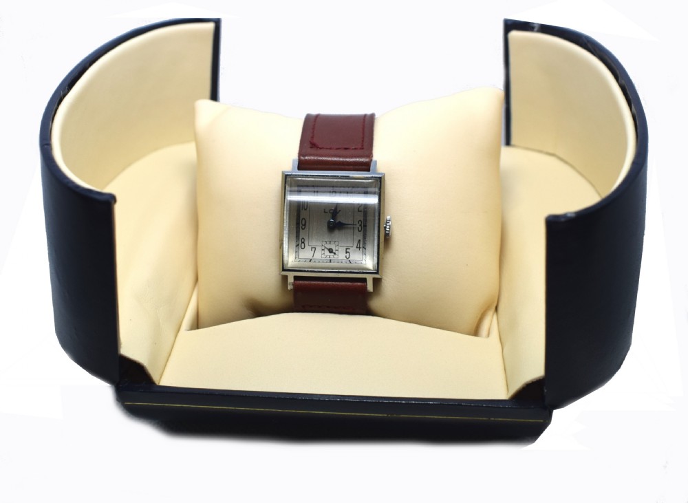 Never Used Art Deco Gents Wrist Watch, 1930's, Lov View XI