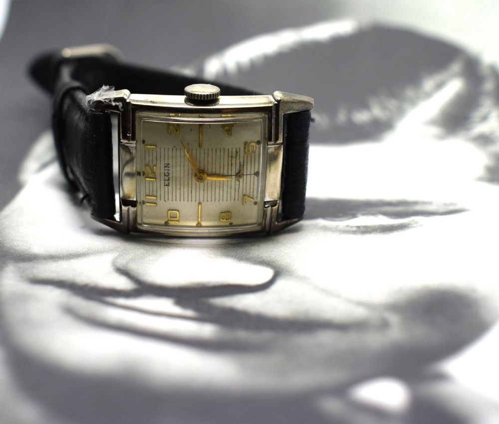 1940's Art Deco Gents Wrist Watch 19 Jewels, Elgin View II