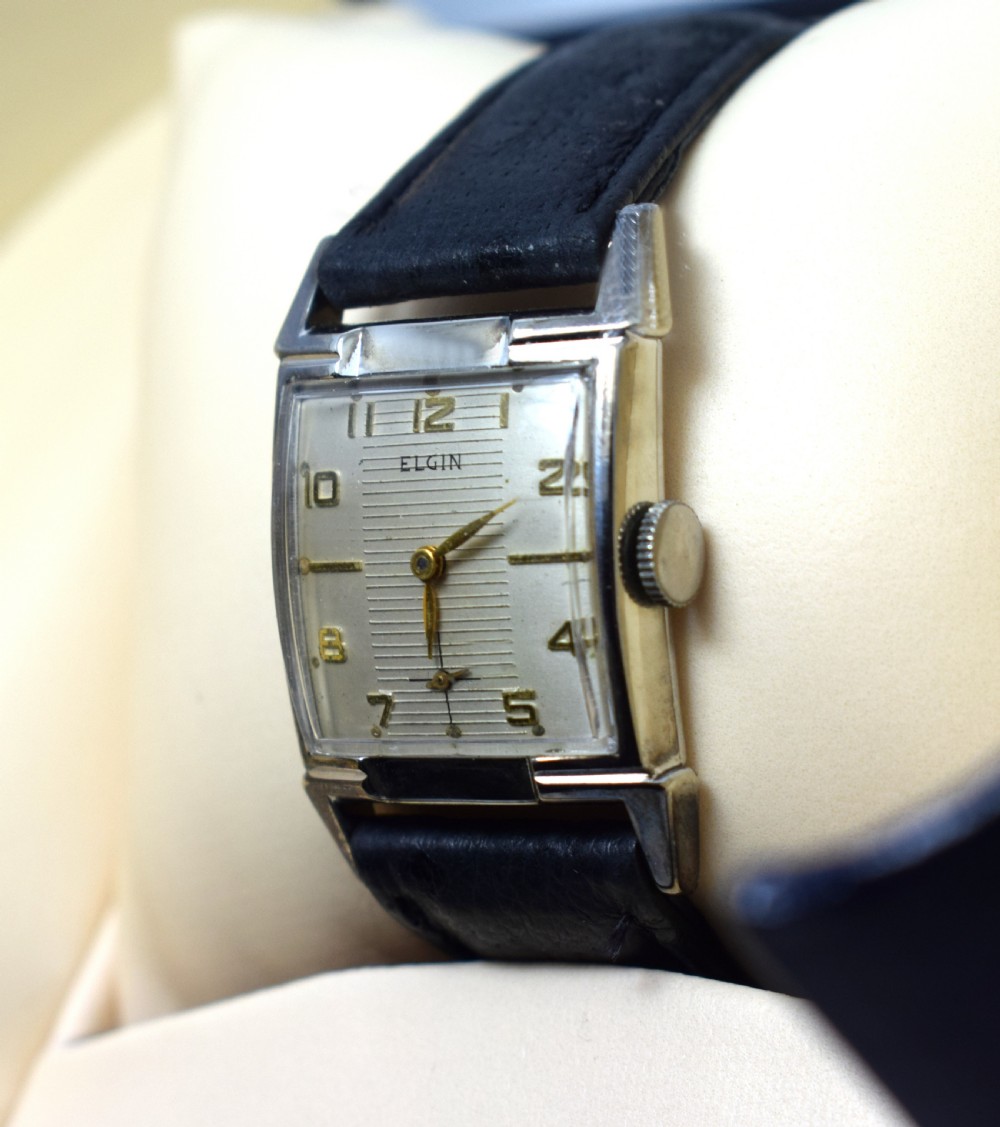 1940's Art Deco Gents Wrist Watch 19 Jewels, Elgin View VIII