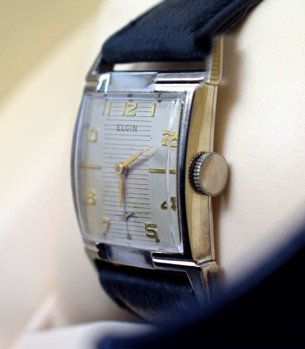 1940's Art Deco Gents Wrist Watch 19 Jewels, Elgin View X