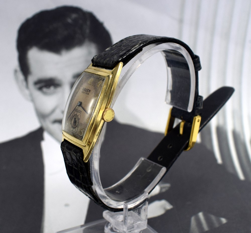 Art Deco Gents Wrist Watch by Gruen, circa 1930 View V