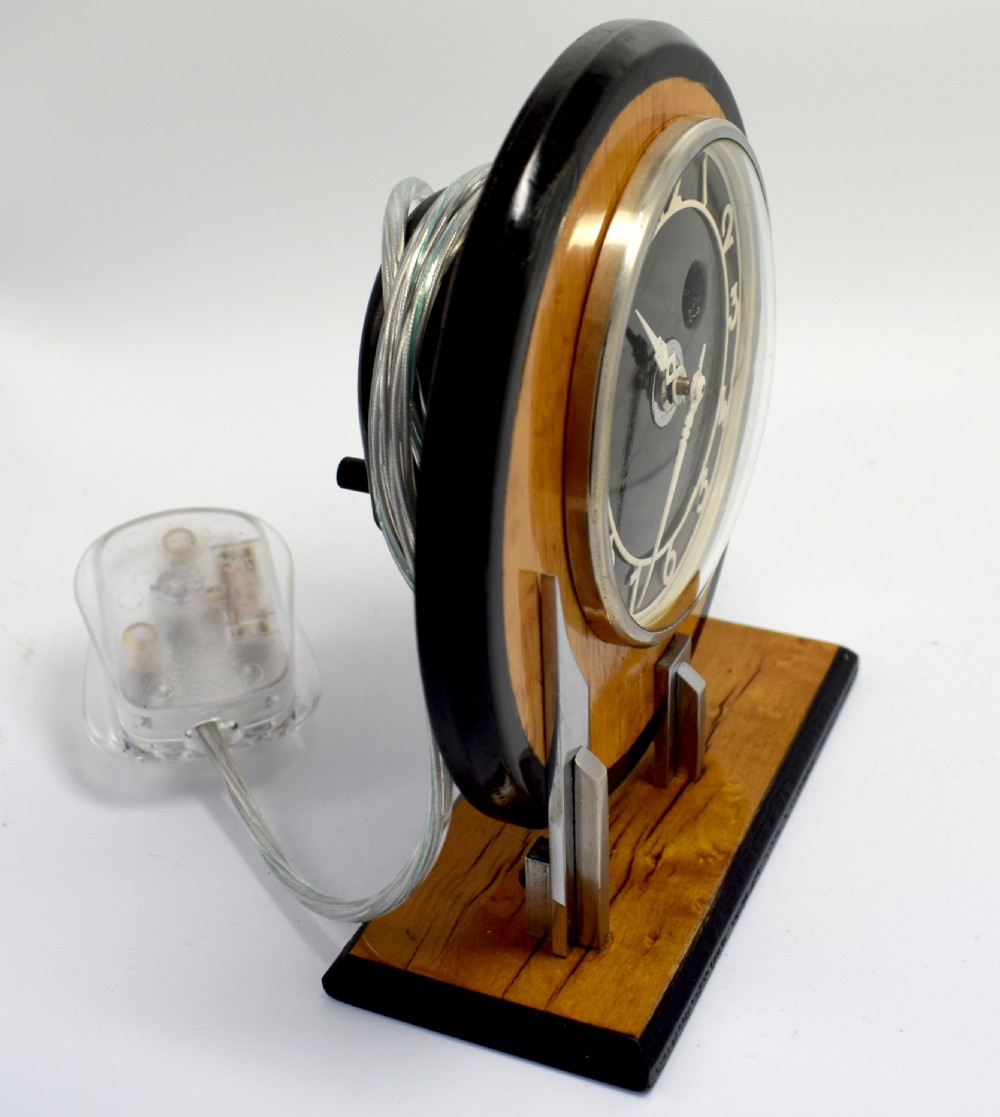 1930's Art Deco Modernist Clock View III