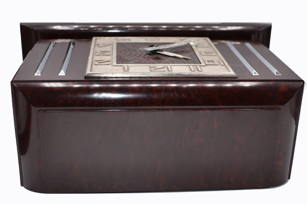 1930's Art Deco French Bakelite Mantle Clock by Jaz View IX