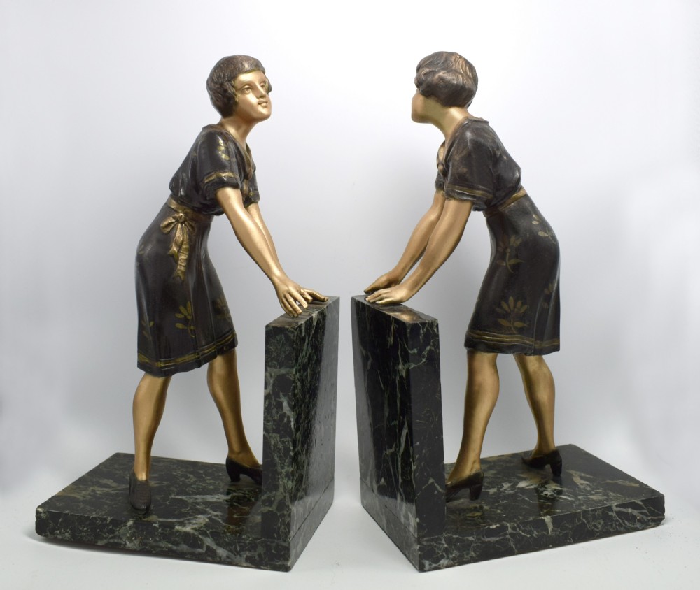 Art Deco Matching Pair of Figural Bookends, Circa 1930's View VI