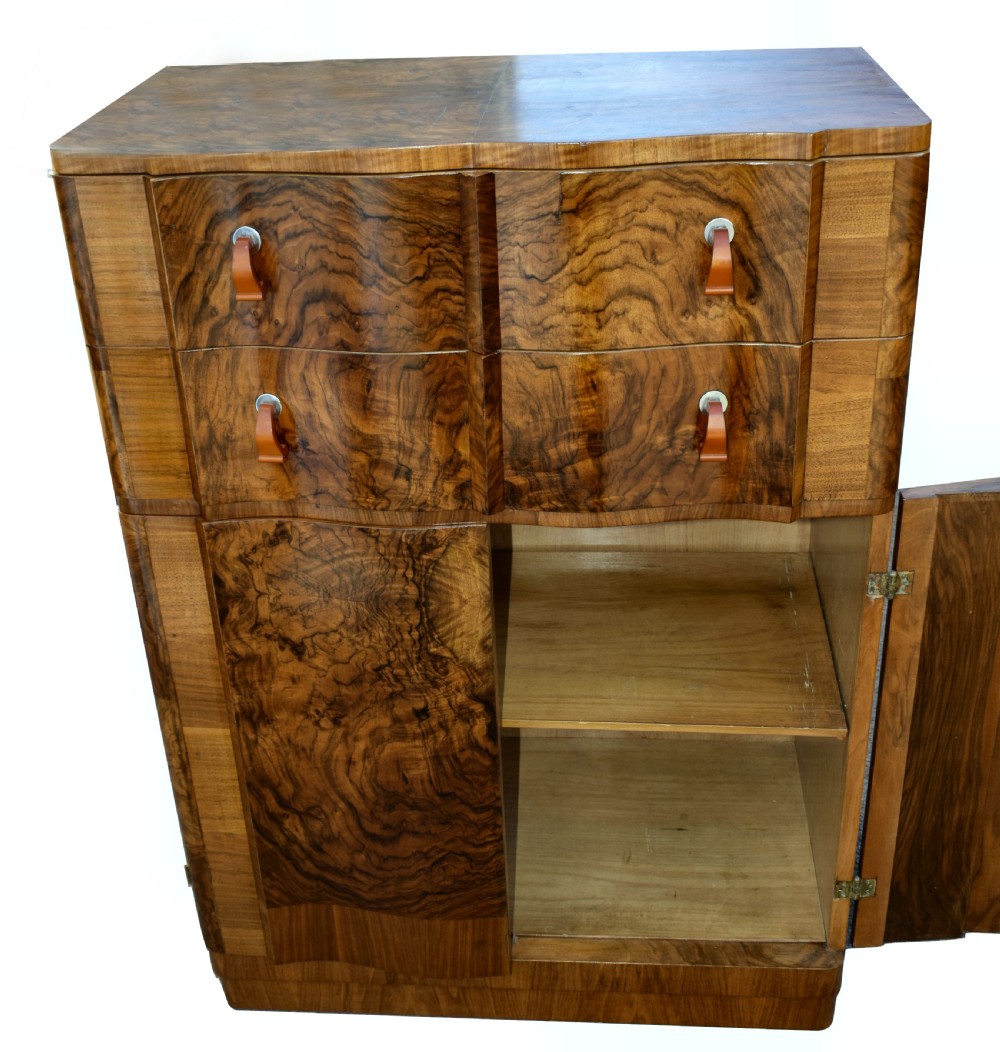Art Deco Figured Walnut Bedroom Tall Boy, circa 1930 View II