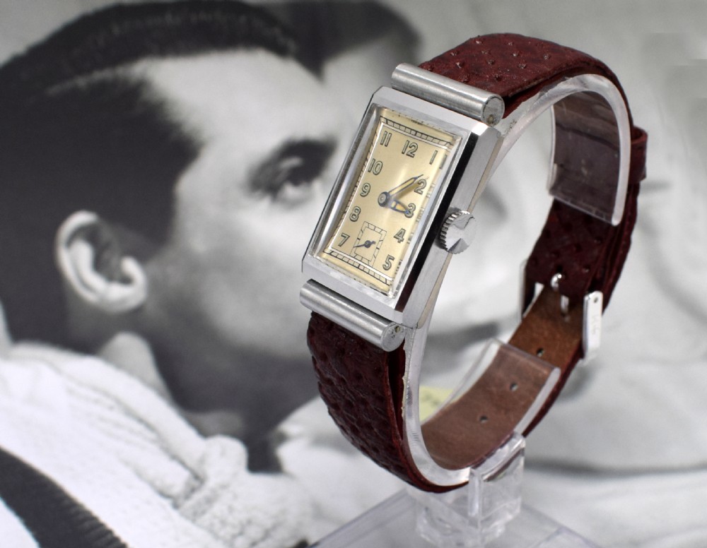 Art Deco Men’s Chrome Tank Manual Wristwatch, Never Used, Newly Serviced, 1930 View VII