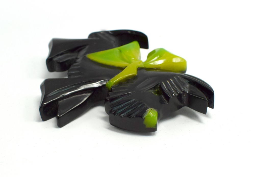 Large Art Deco 1930's Novelty Phenolic Bakelite Scottie Dog Brooch View V