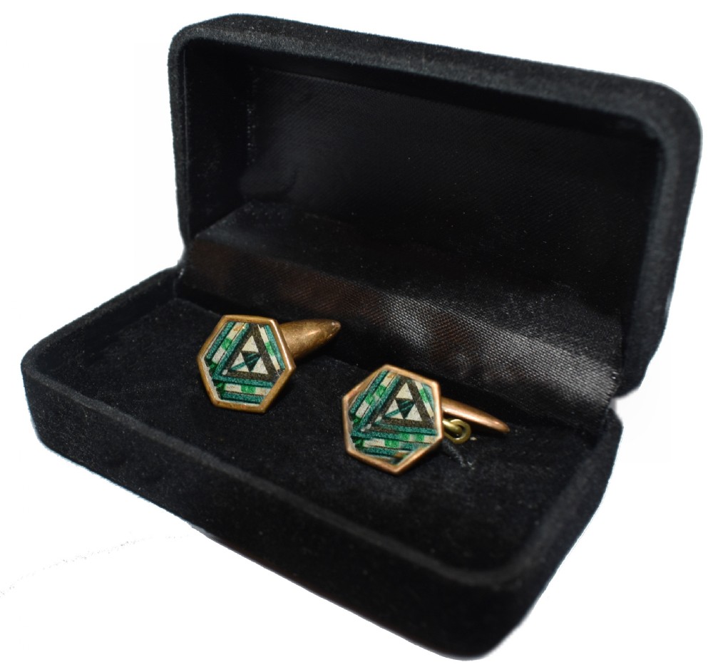 Art Deco Modernist Matching Pair of Enamel Gents Cufflinks, circa 1930 View IV