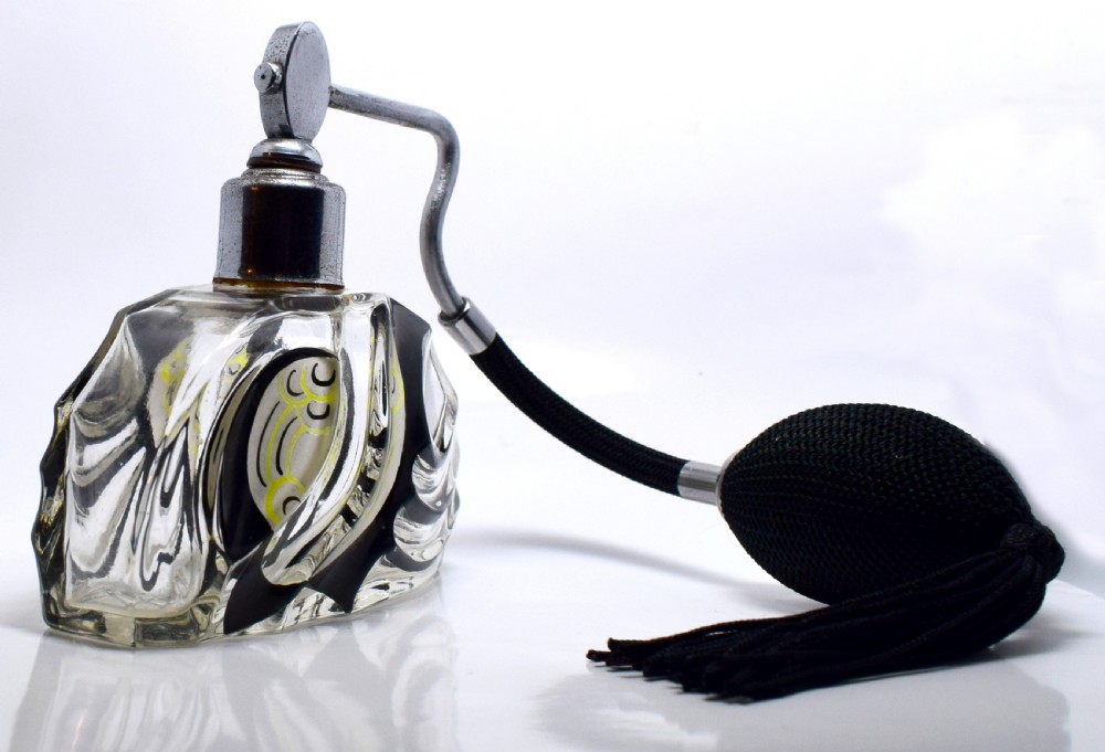 1930's Art Deco Ladies Perfume Bottle View II