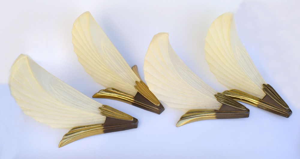 1930's Art Deco Wall Lights - Set Of Four View VIII