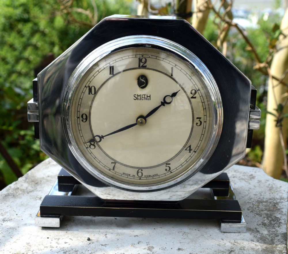 Machine Age Modernist 1930's Art Deco Chrome Clock by Smiths View III