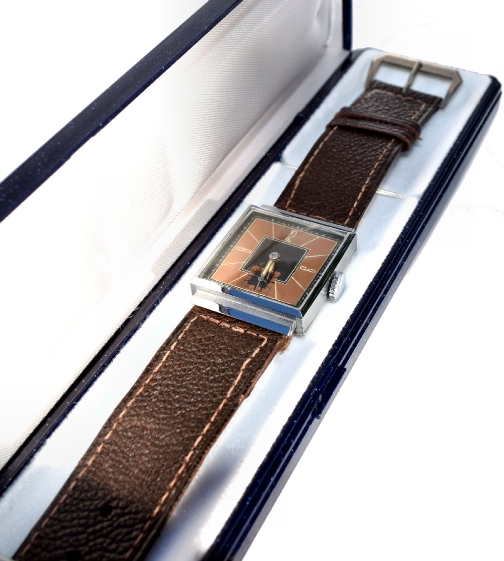 Superb Art Deco Gent's Tank Watch, Circa 1930 View III