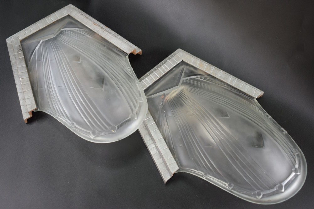 1930's Art Deco French Wall Lights - Set Of Four View VIII