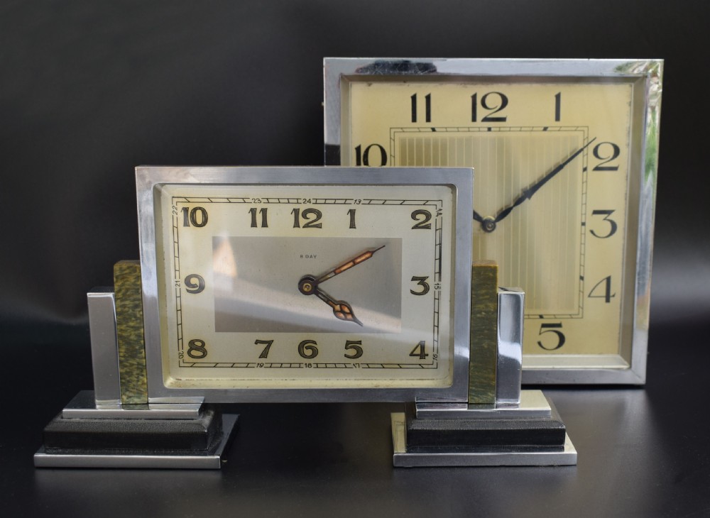 Art Deco 1930's 8 Day Mantle Clock, Chrome & Bakelite View V