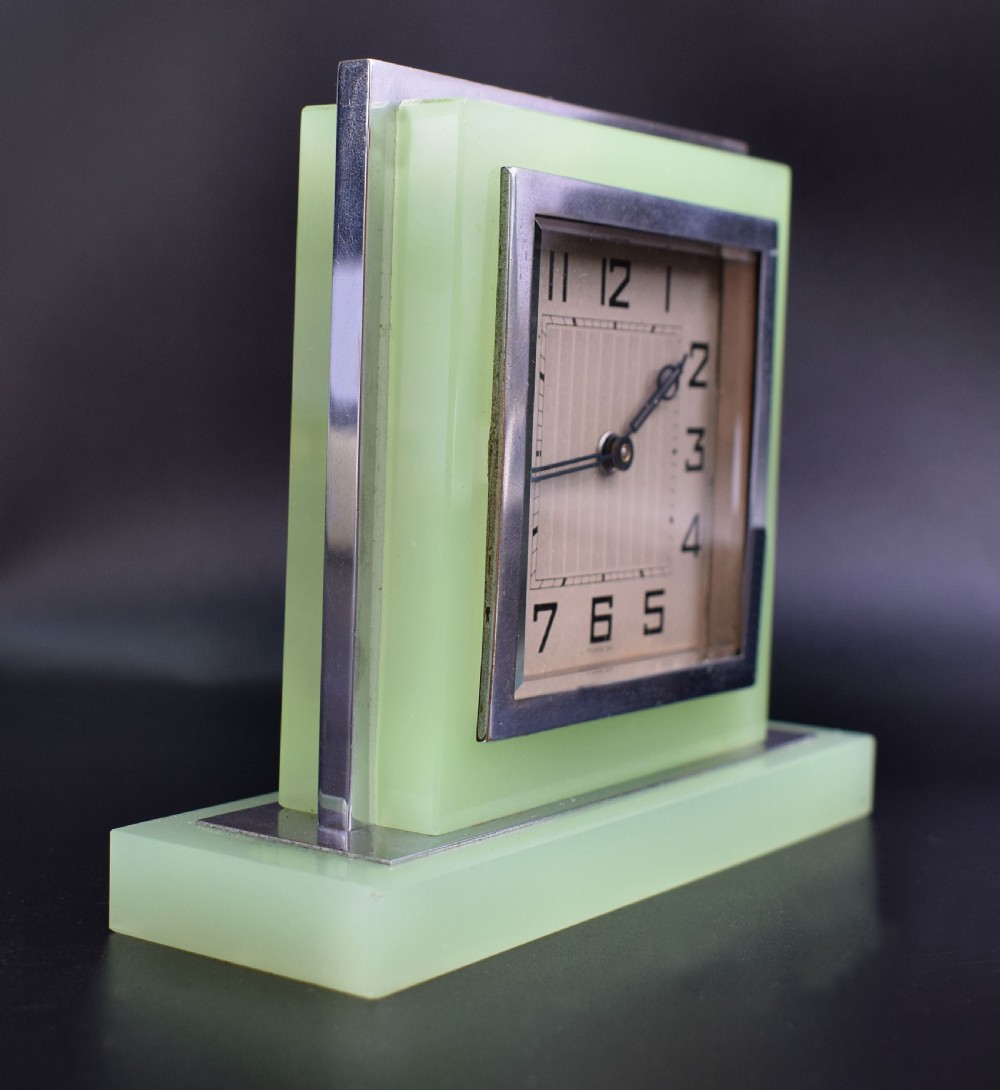 1930's Art Deco Green Glass & Chrome Clock View II