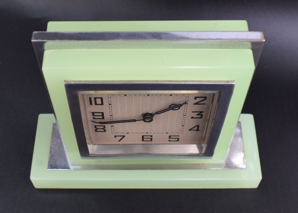 1930's Art Deco Green Glass & Chrome Clock View III