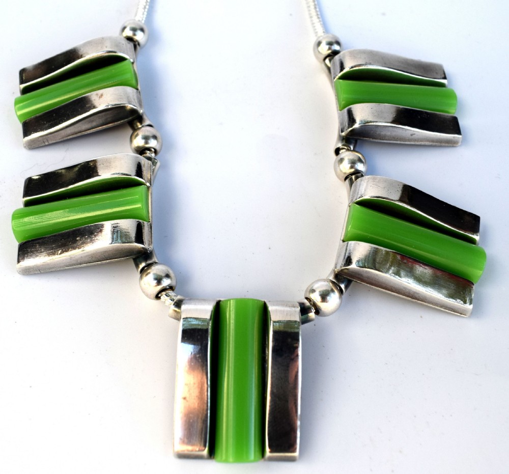 Art Deco Modernist Bakelite & Chrome Ladies Necklace View V