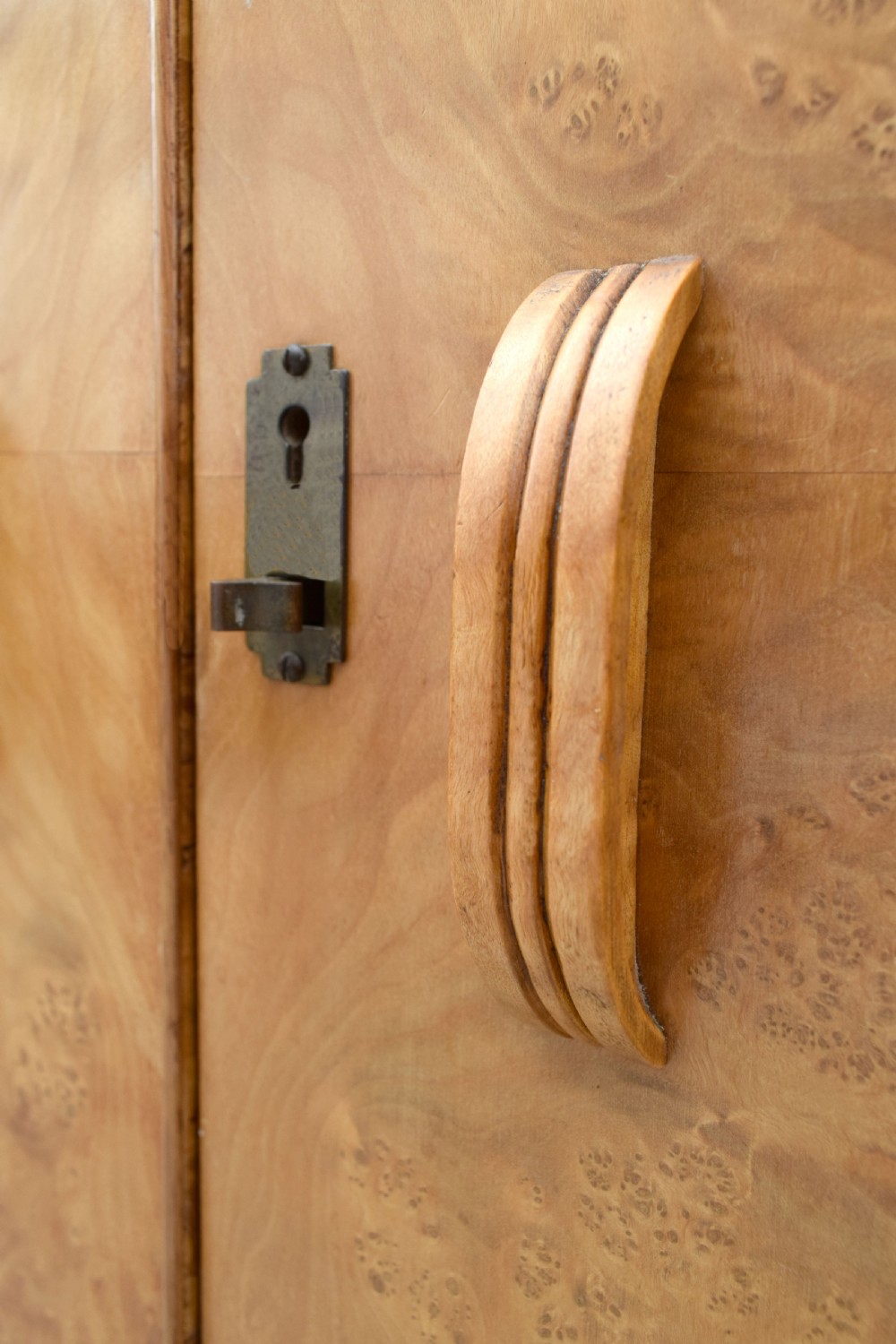 Art Deco Heavily Figured Blonde Walnut Double Wardrobe , c1930 View VIII