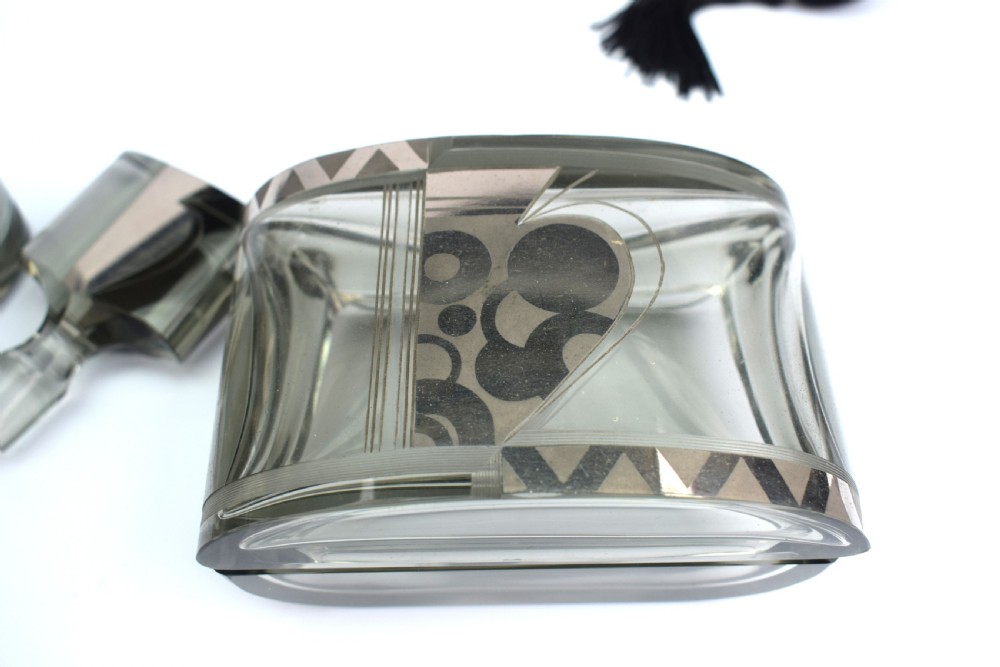 Art Deco Ladies perfumery Set, Czech, c1930 View IV