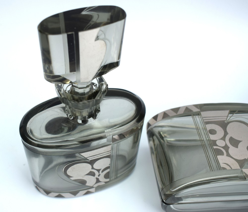 Art Deco Ladies perfumery Set, Czech, c1930 View VIII