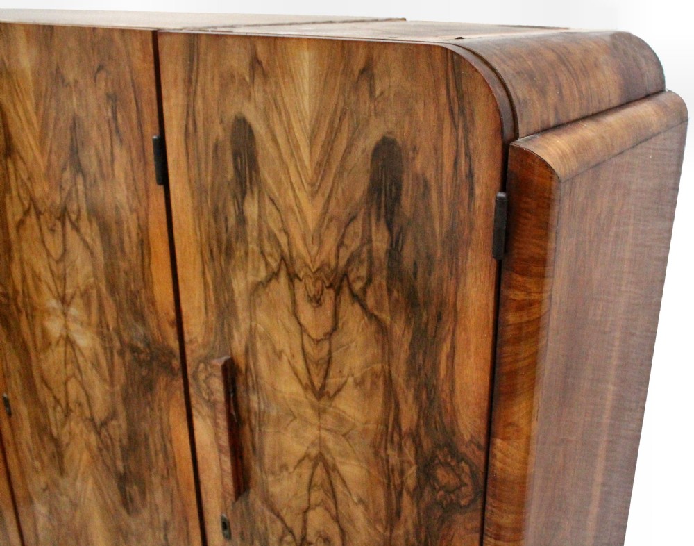 Art Deco Triple Wardrobe in Highly Figured Walnut, c1930 View VIII