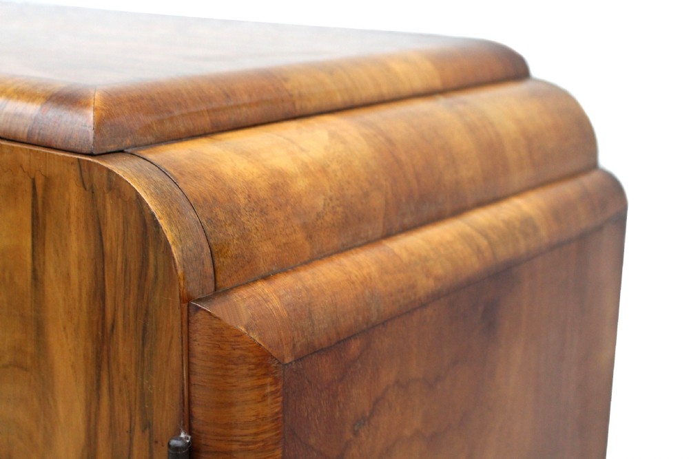 Art Deco Triple Wardrobe in Highly Figured Walnut, c1930 View IX