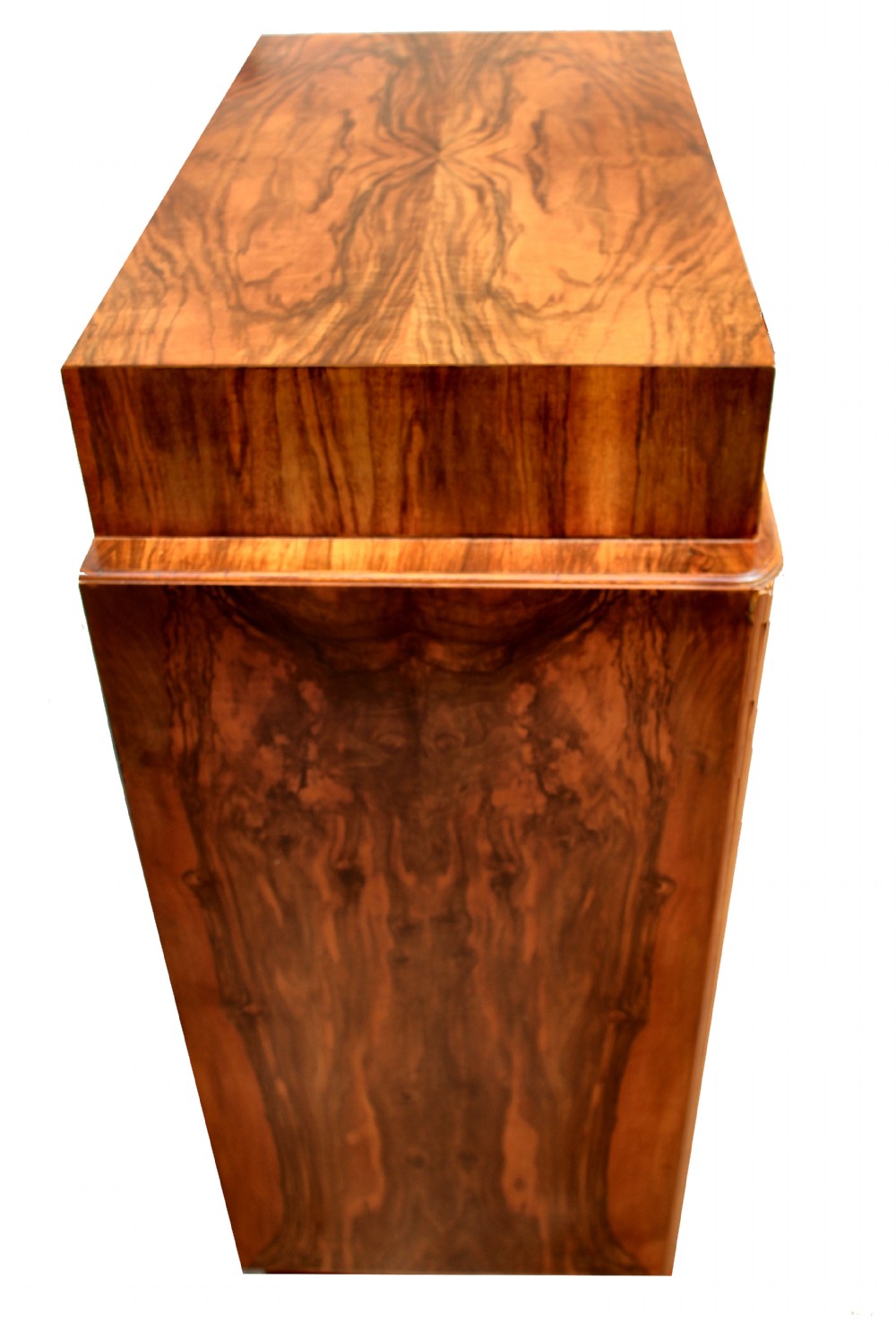 Art Deco Figured Walnut Chest Of Five Drawers, c1930 View VI