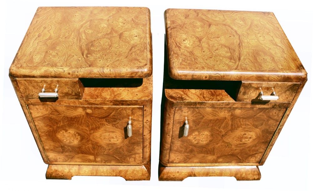 Art Deco Italian Pair of Matching Bedside Table Cabinets in Walnut, c1930 View V